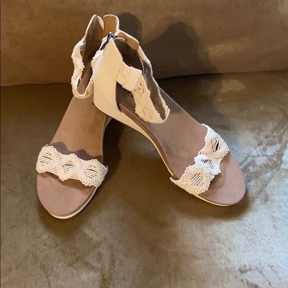 Lucky brand shoes